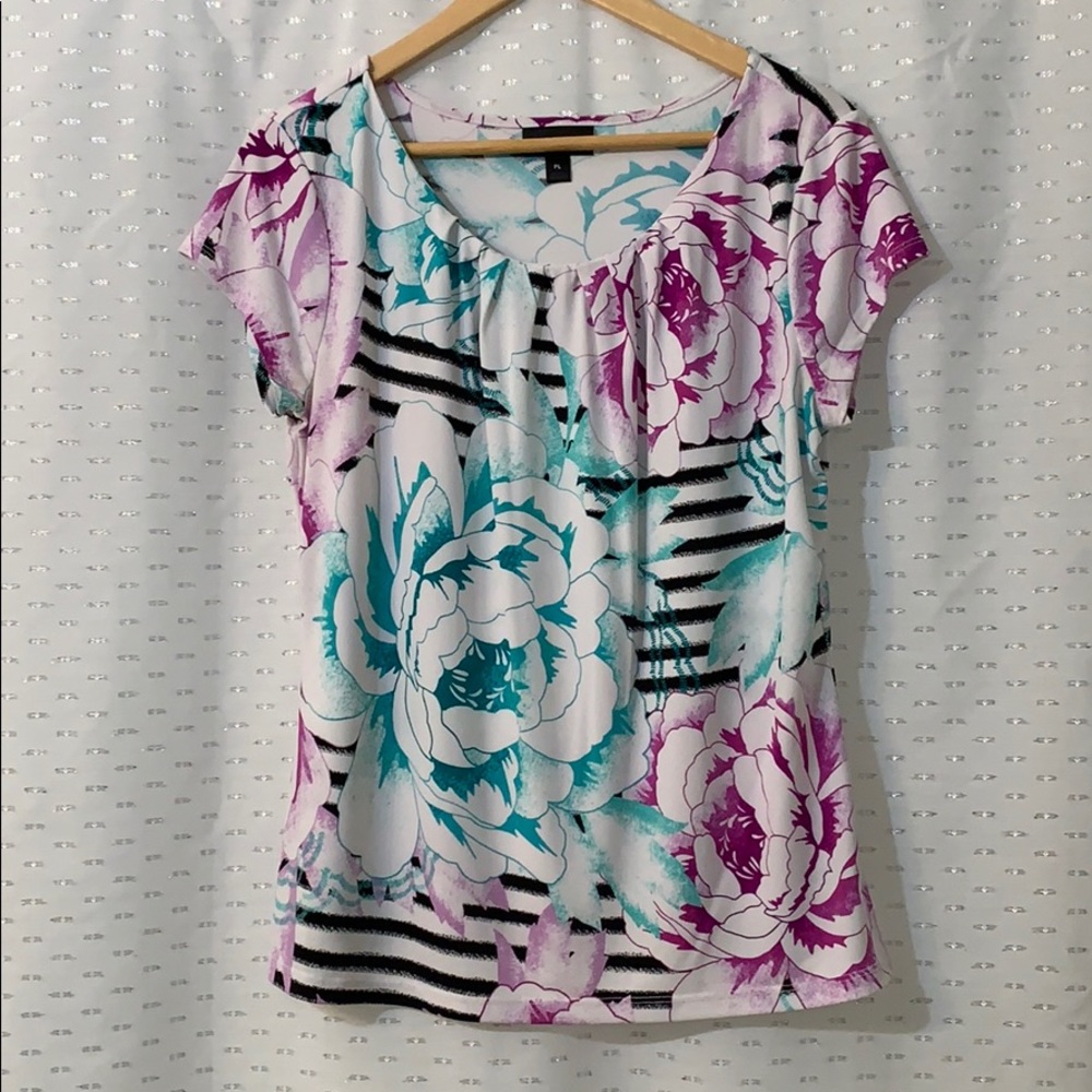 🌟Host Pick✨Worthington-Floral top EUC - Picture 2 of 5